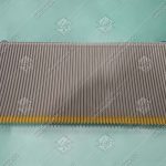 Ступень эскалатора, OTIS, 506 NCE, 1000 мм, алюминий, окрашенная (серебро), диаметр роликов - 76.2 мм, с фиксирующим пальцем, три окрашенные линии демаркации