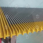 Ступень эскалатора, 9300, 800 мм, диаметр роликов - 70x25 мм, три окрашенные желтые линии демаркации