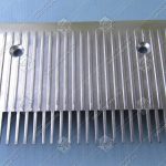 Гребенка входной площадки траволатора, левая, 22 зубца, 205x154 мм, алюминий